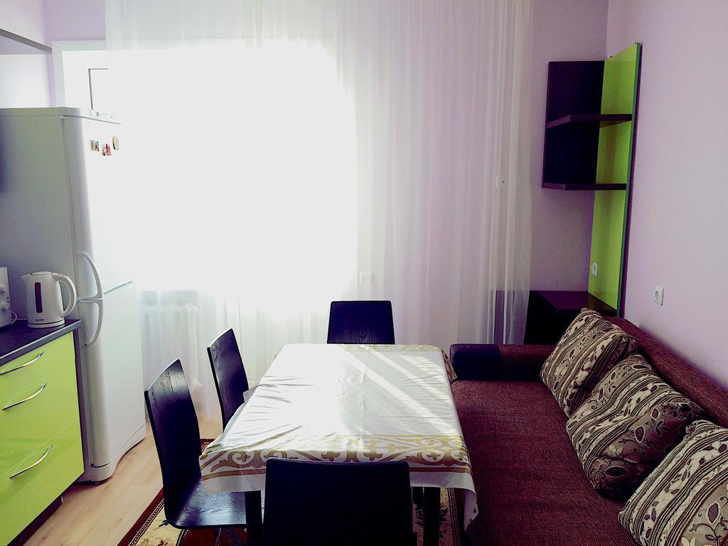 Sky Infinity Apartment Astana Buitenkant foto